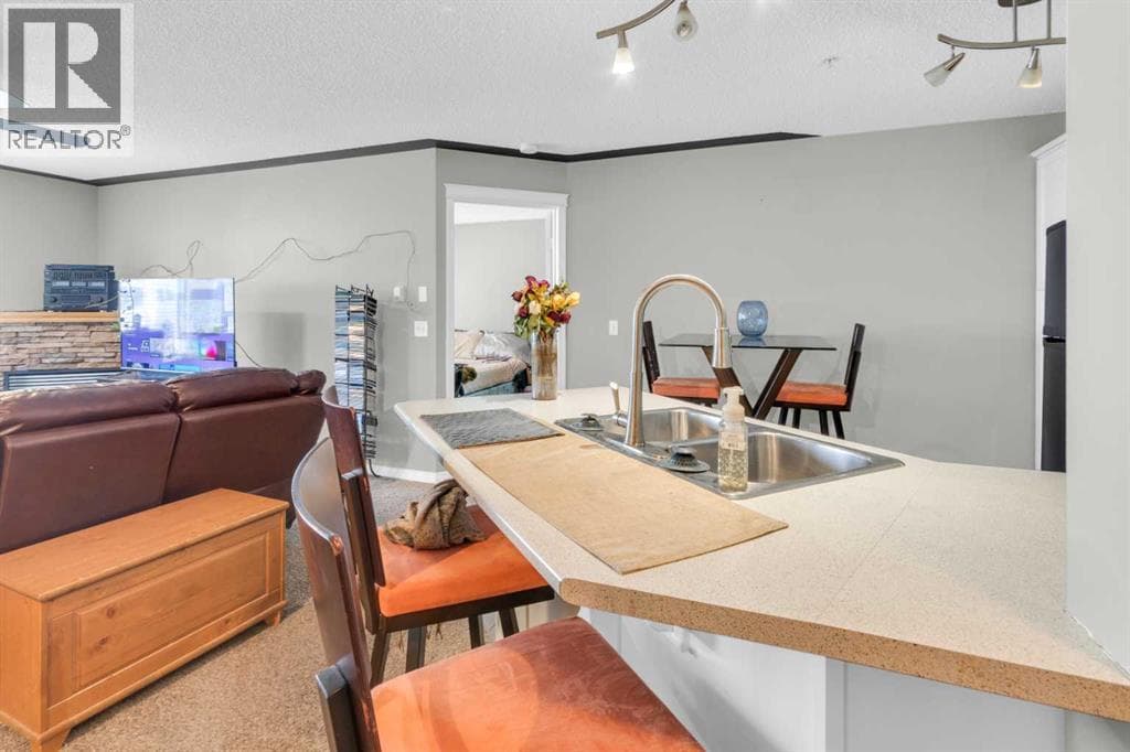 203, 345 Rocky Vista Park NW — photo 4
