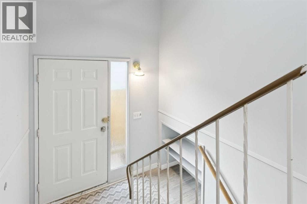 1121 Berkley Drive NW — photo 2