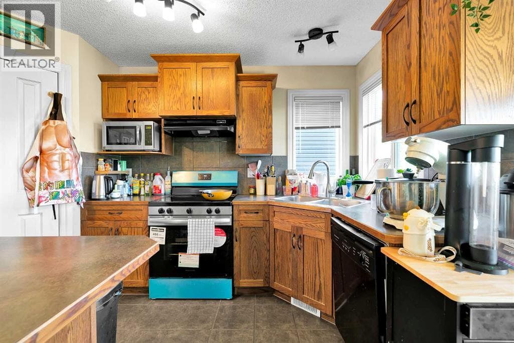 77 silverado creek Crescent SW — photo 4
