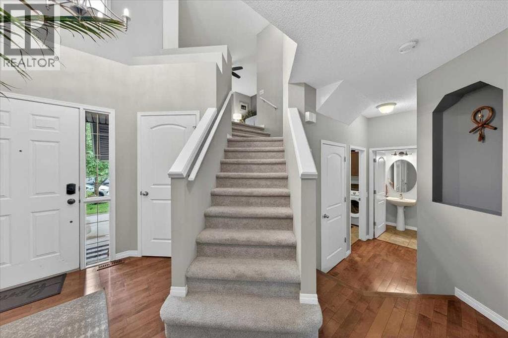 132 Tuscany Meadows Common NW — photo 4