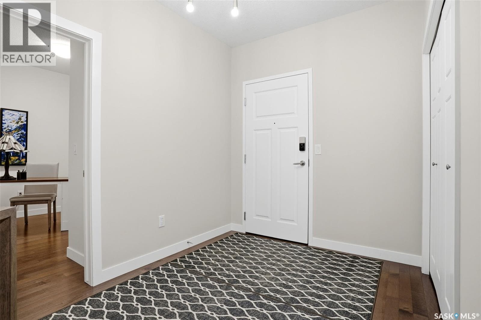 1202 2055 Rose STREET — photo 4