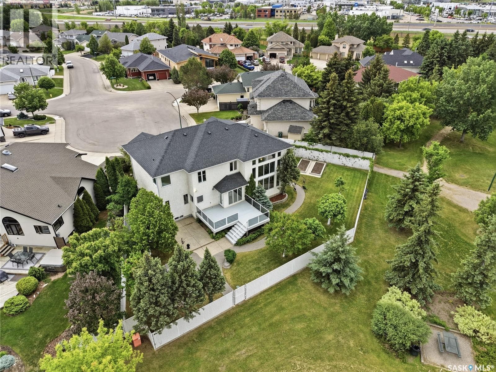 214 Mendel GREEN — photo 4