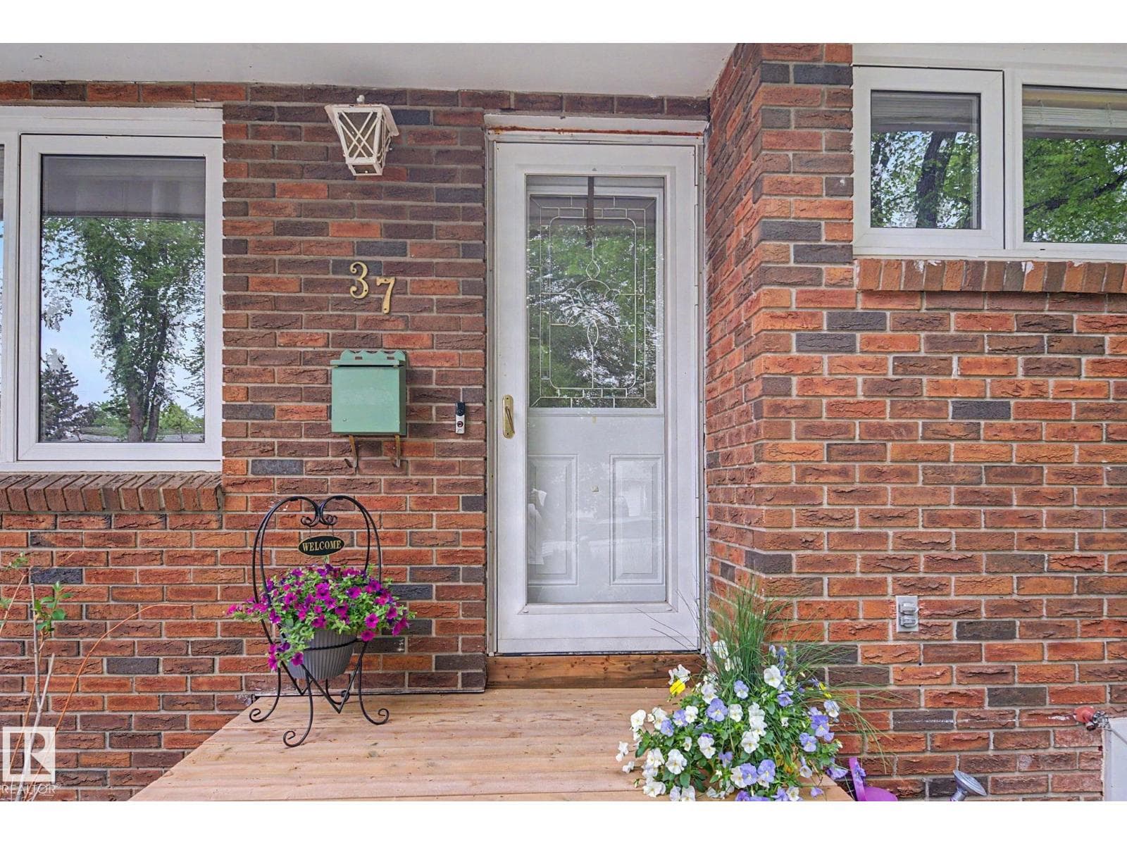 37 SUNNYSIDE CR — photo 5
