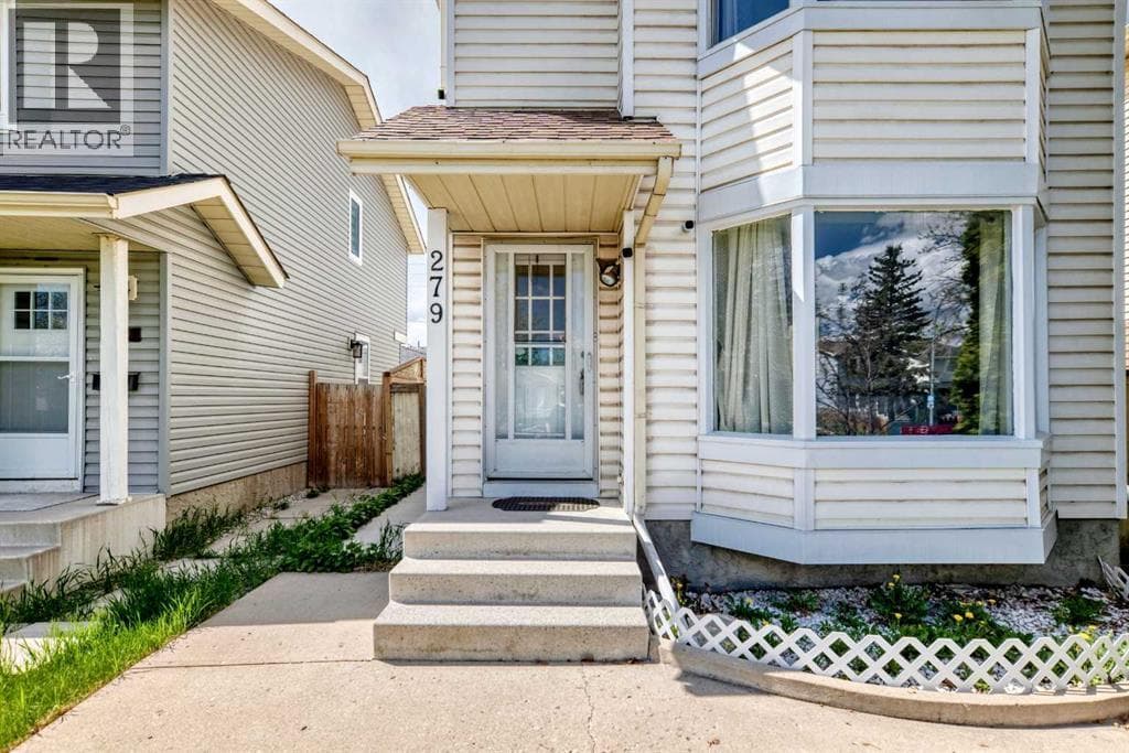 279 Falton Drive NE — photo 4