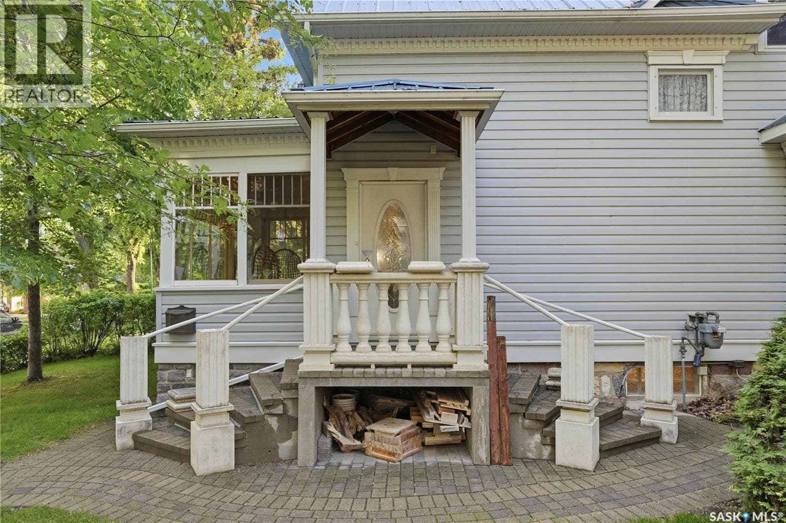 512 Bedford ROAD — photo 3