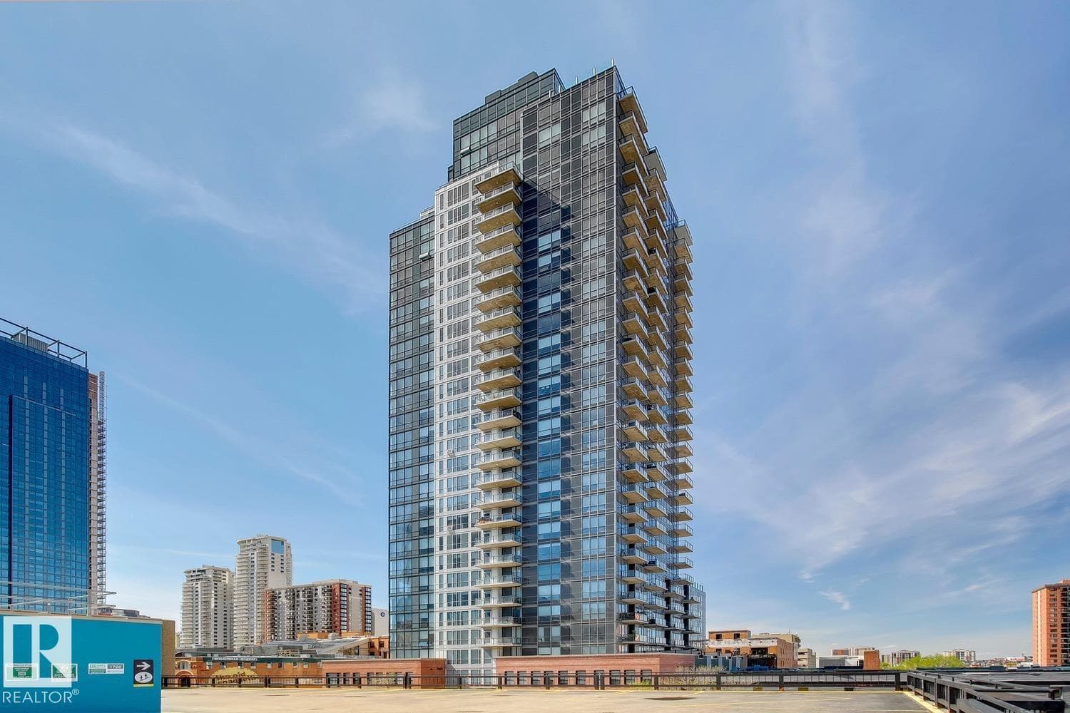 #809 10238 103 ST NW