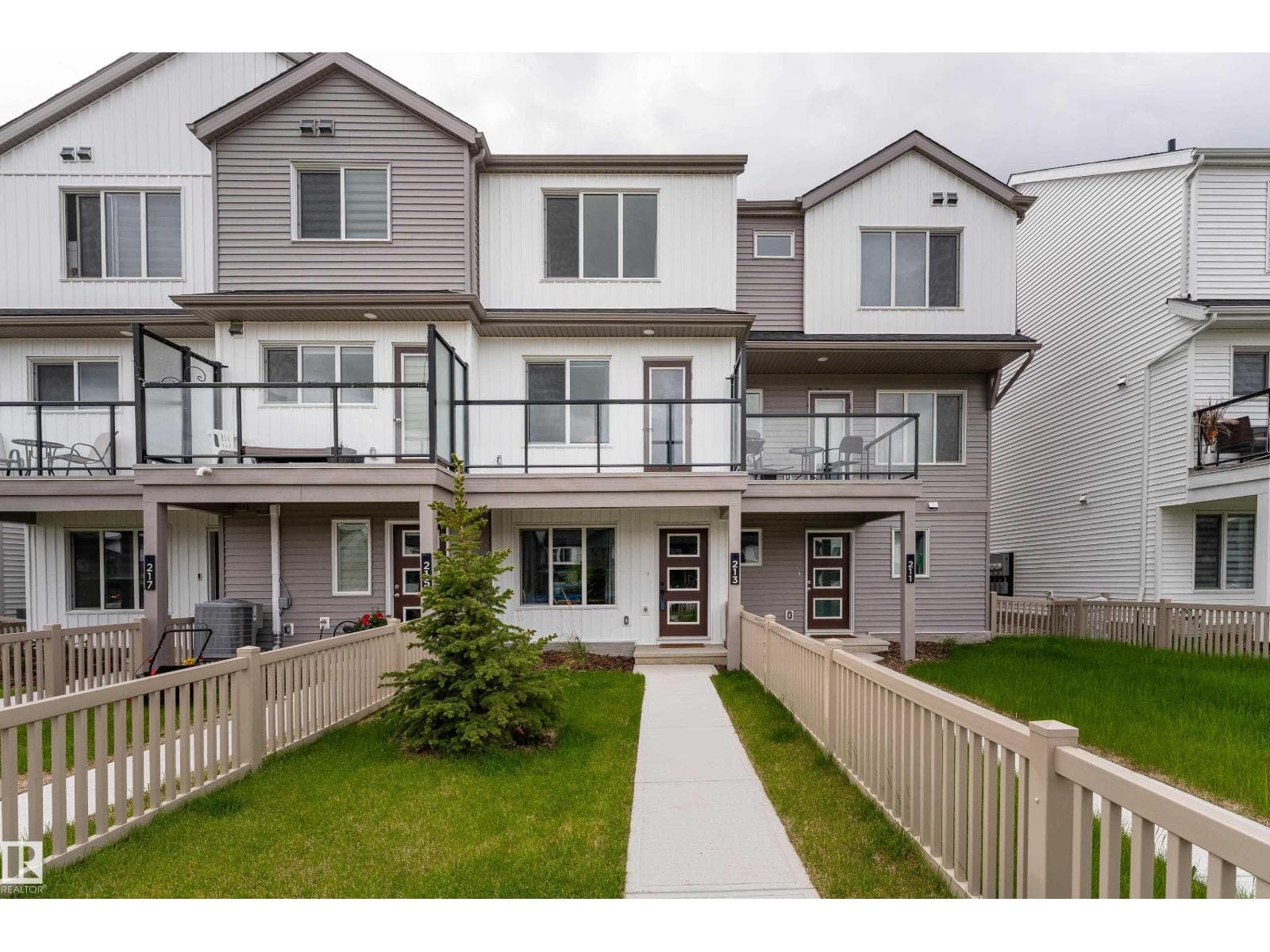 213 MARQUIS BV NE — photo 2