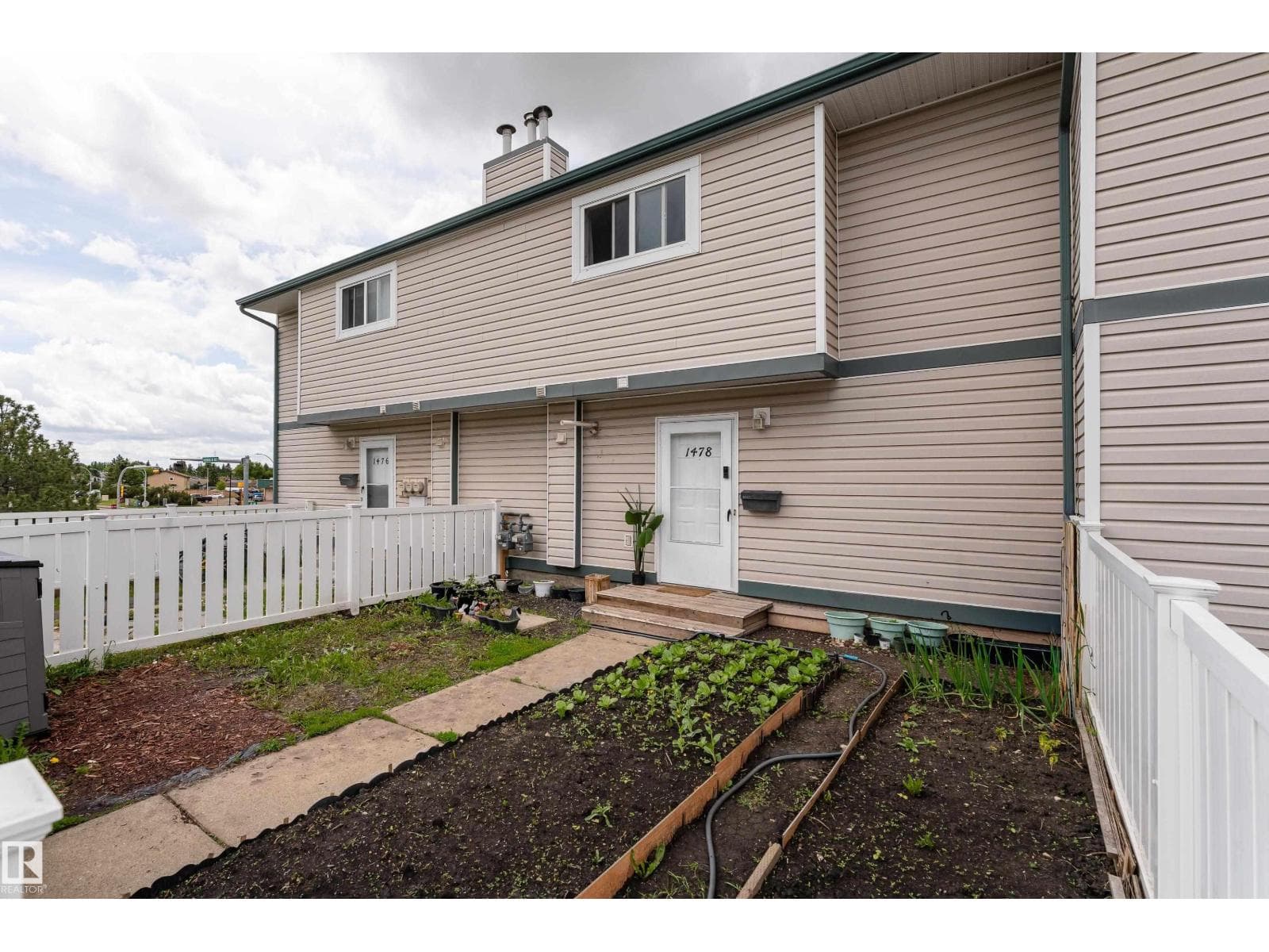 1478 LAKEWOOD RD W NW — photo 2