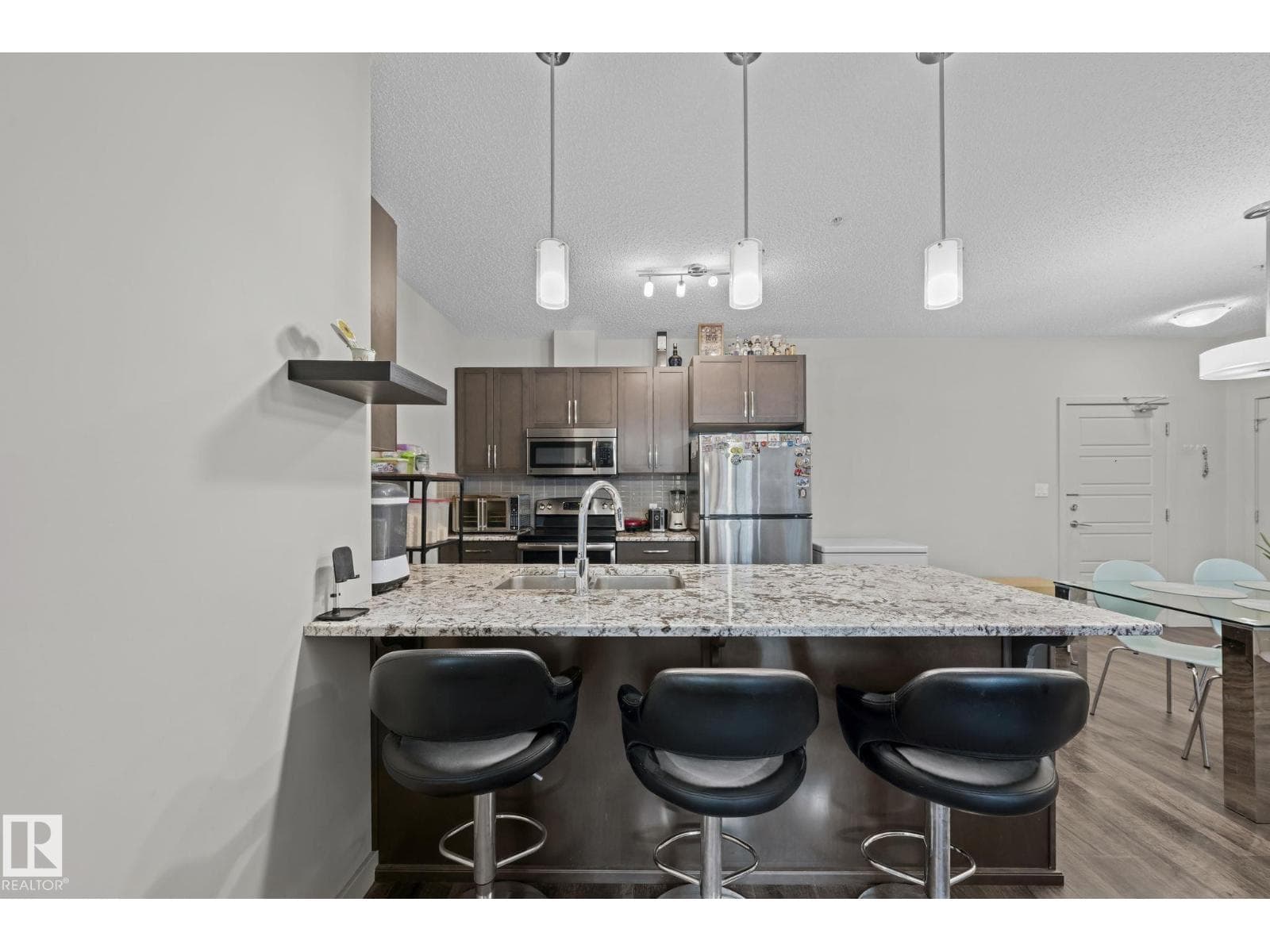 #207 320 Ambleside LI SW — photo 5