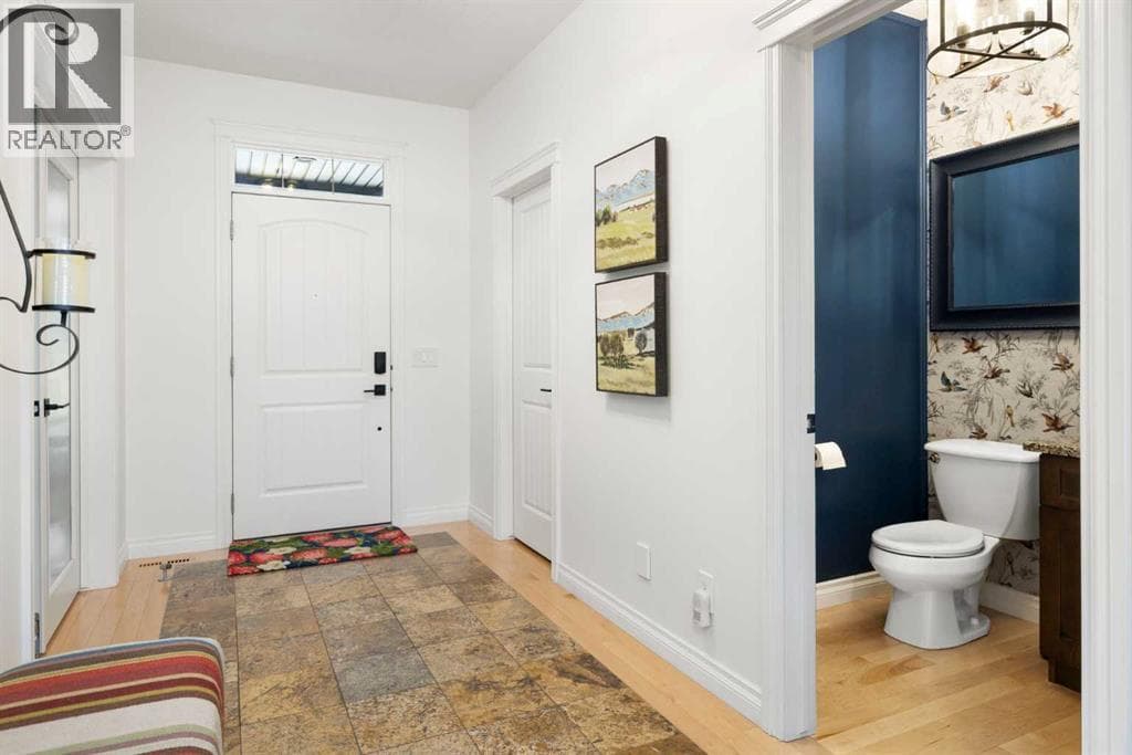 444 Montclair Place — photo 4
