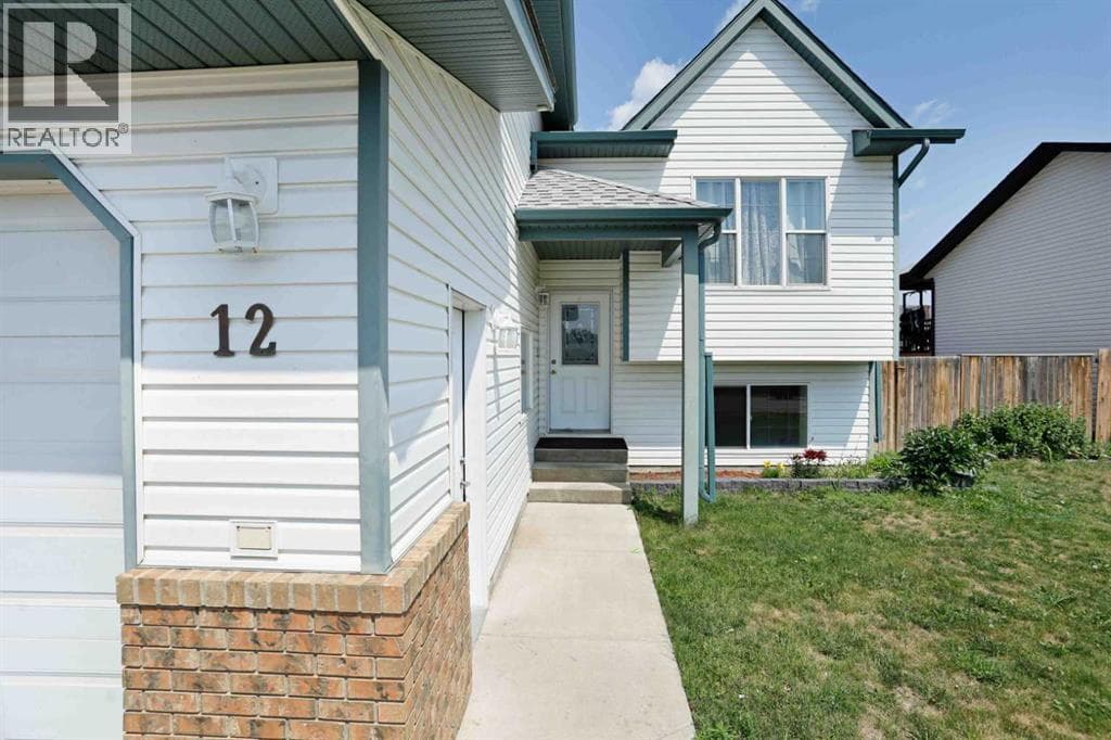 12 Upland Place W — photo 3