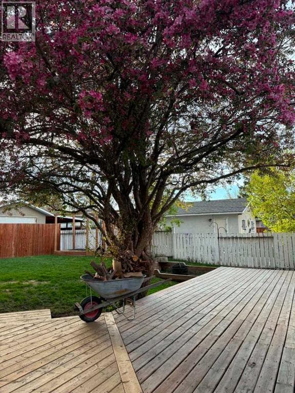 1203 34 Street SE — photo 3