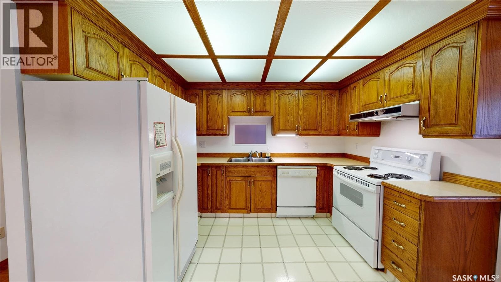 302 Swan LANE — photo 4