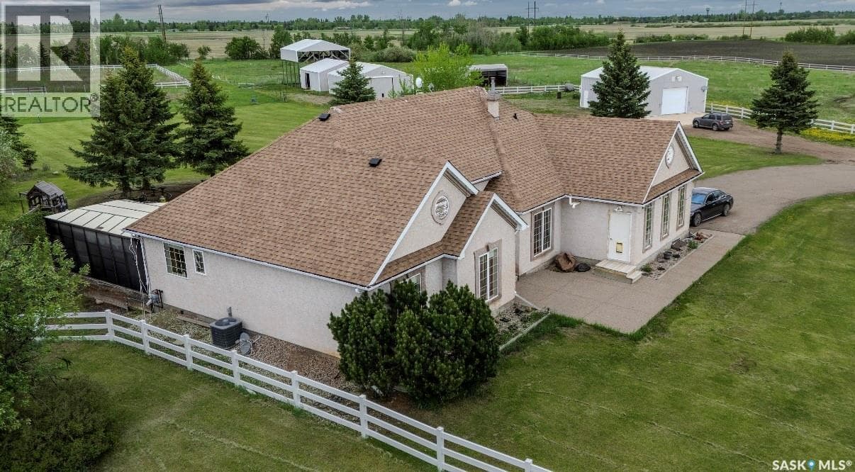 Misty Lane Acreage — photo 3