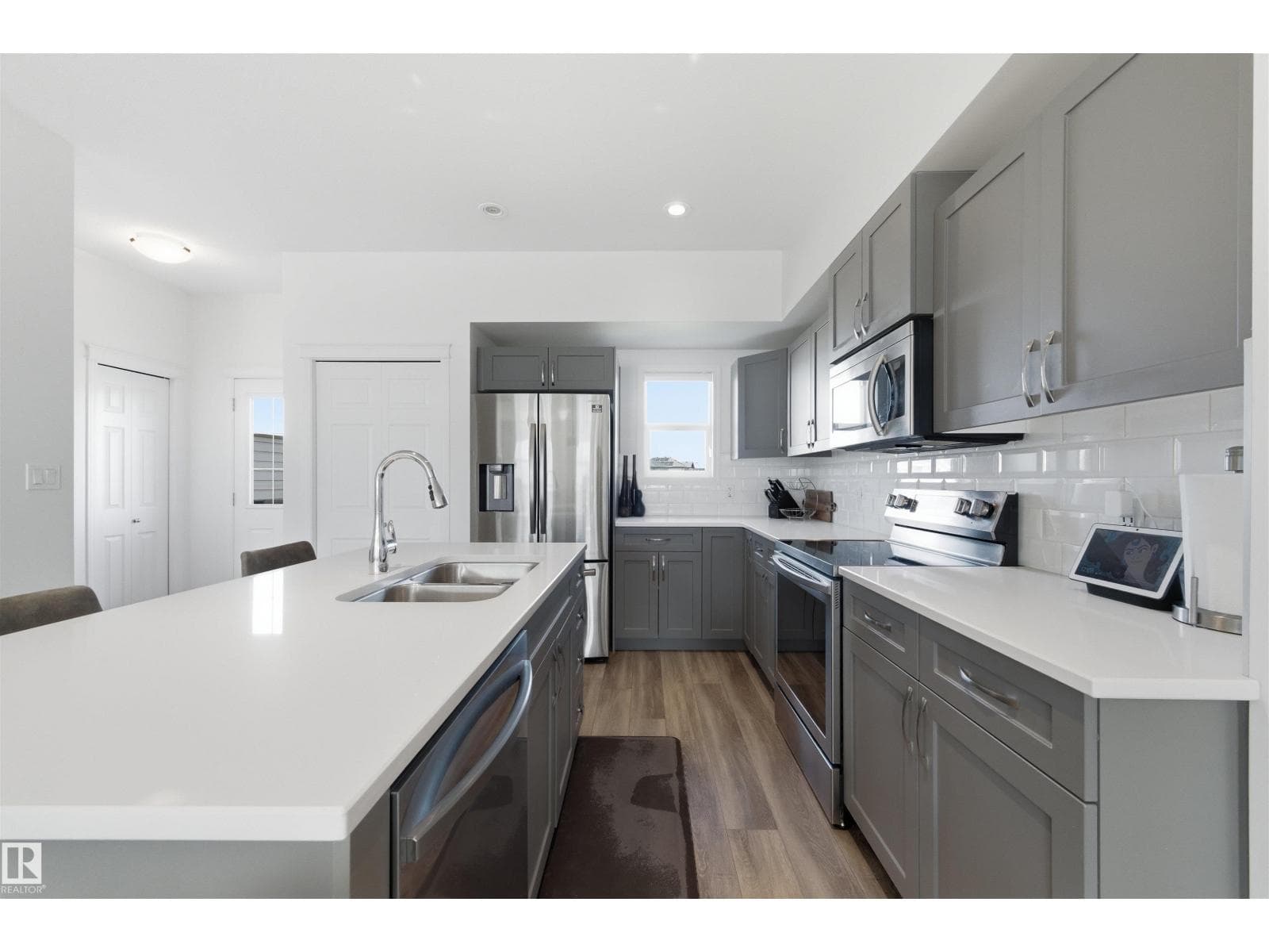 1506 157 ST SW — photo 5
