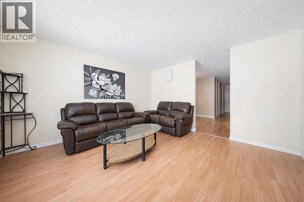 65 Northey Avenue — photo 5