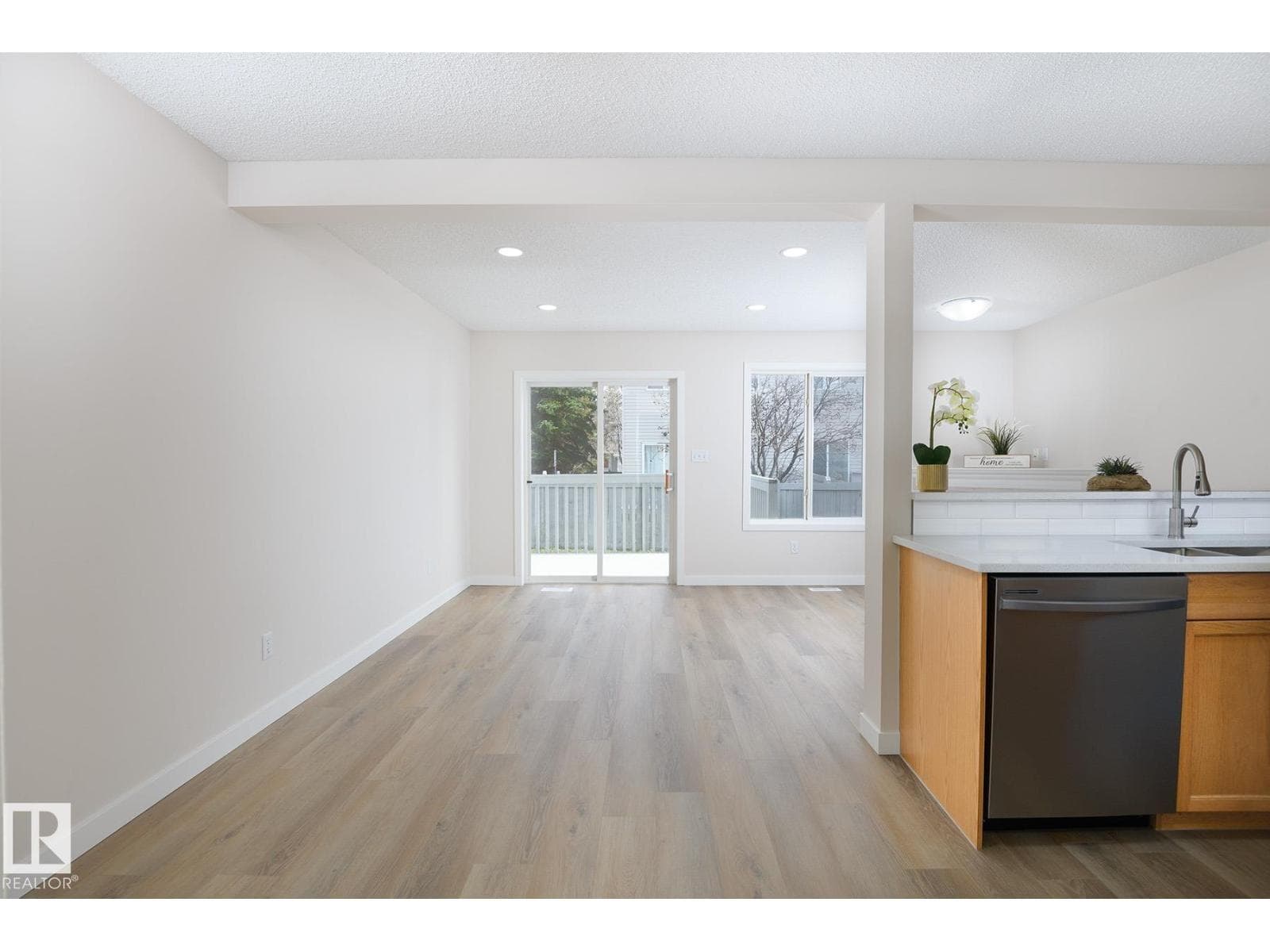 #55 14603 MILLER BV NW — photo 5