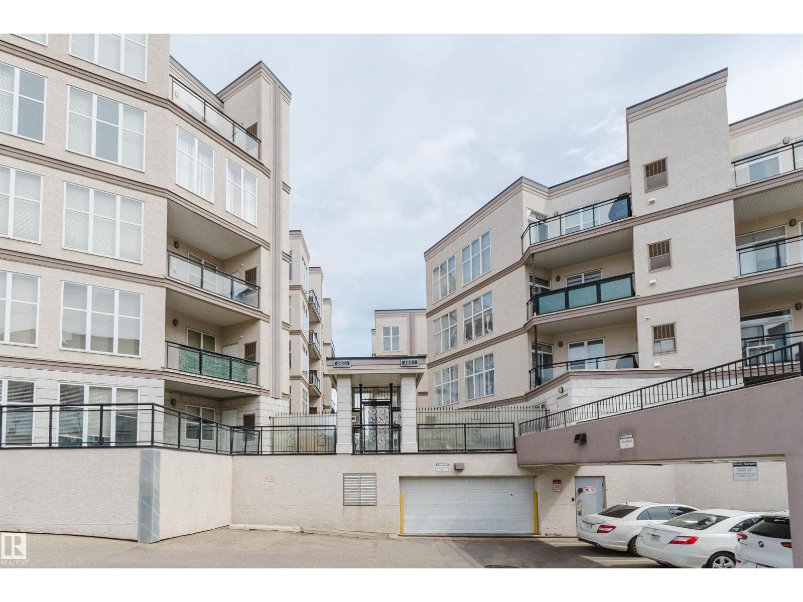 #323 4831 104A ST NW