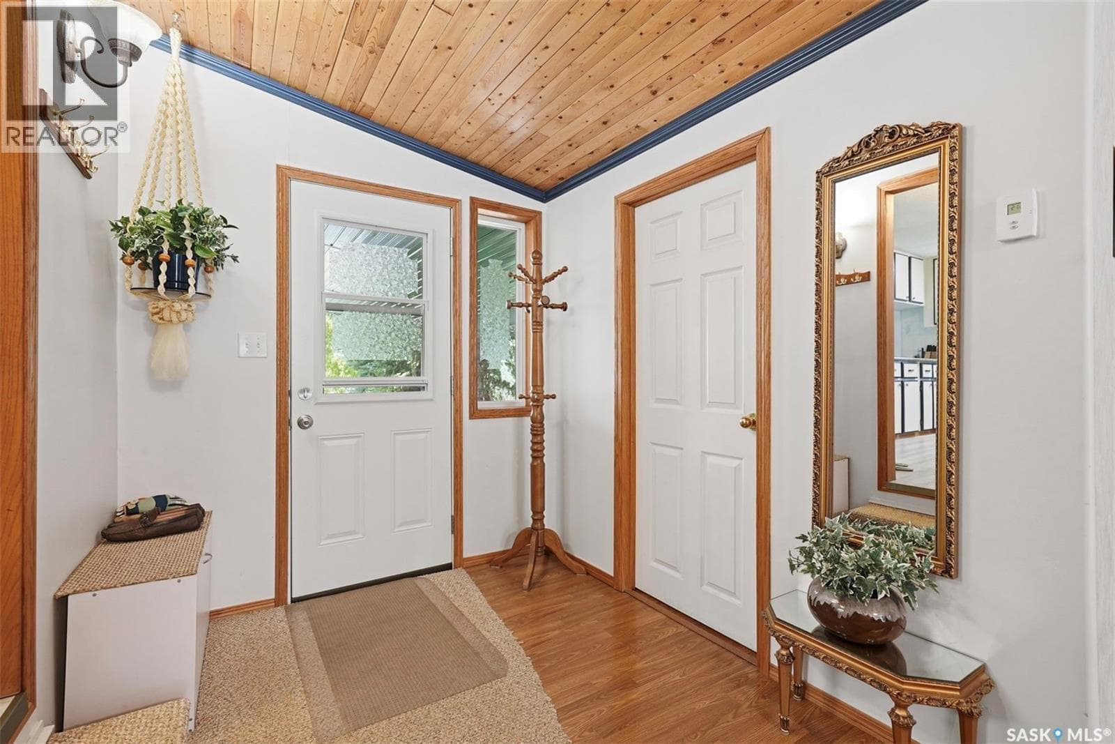 313 Cumming AVENUE — photo 4