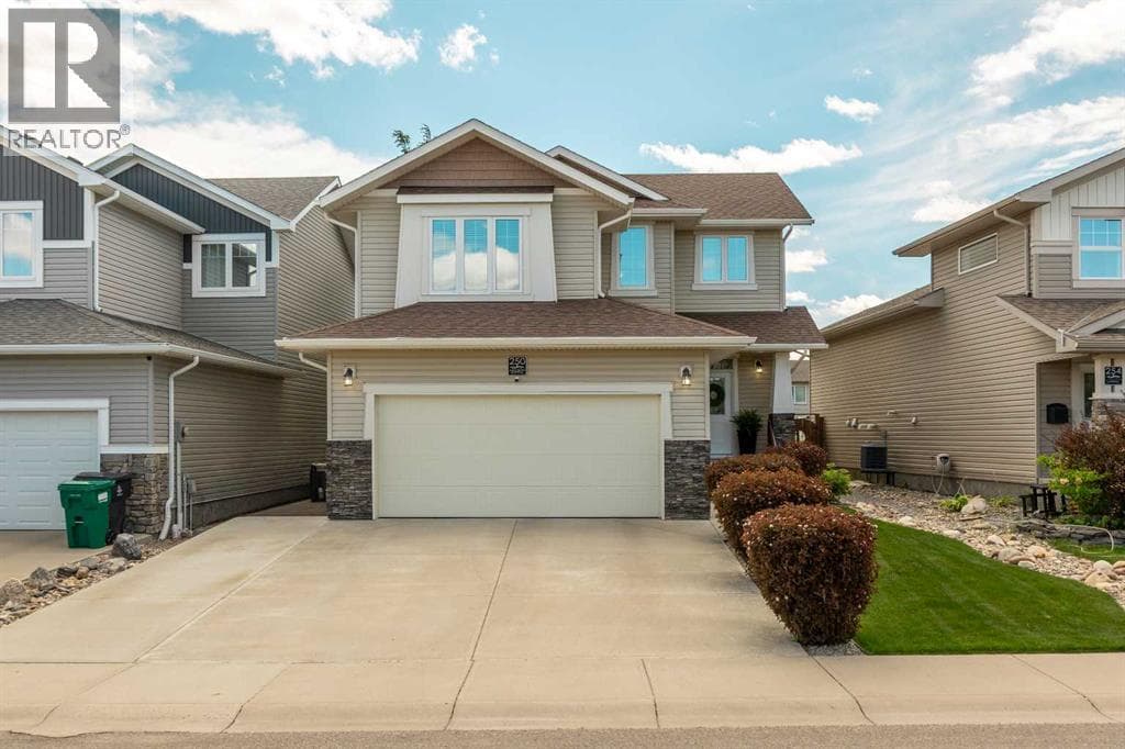 250 Twinriver Road W