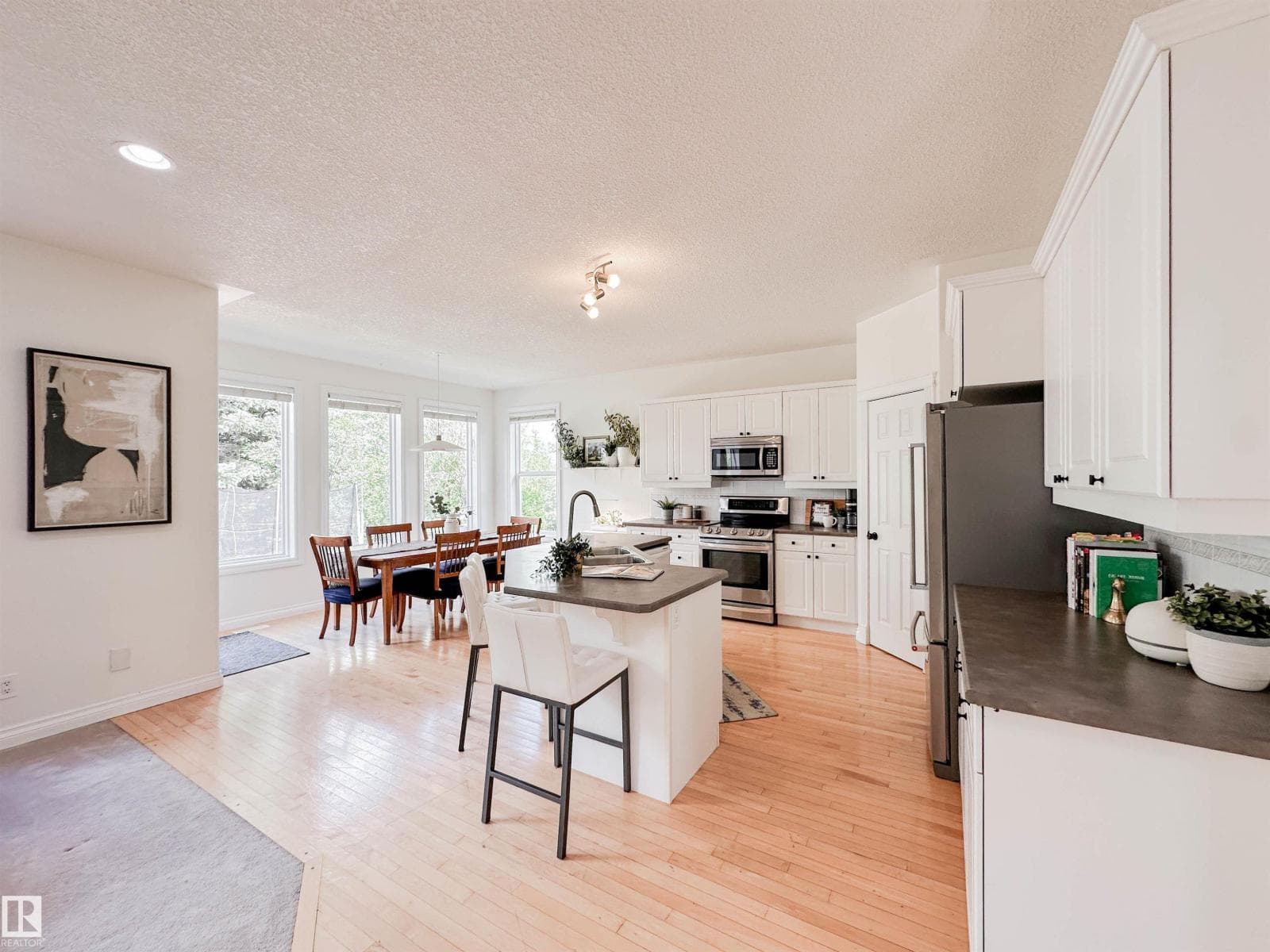 10 ORLEANS CT — photo 5