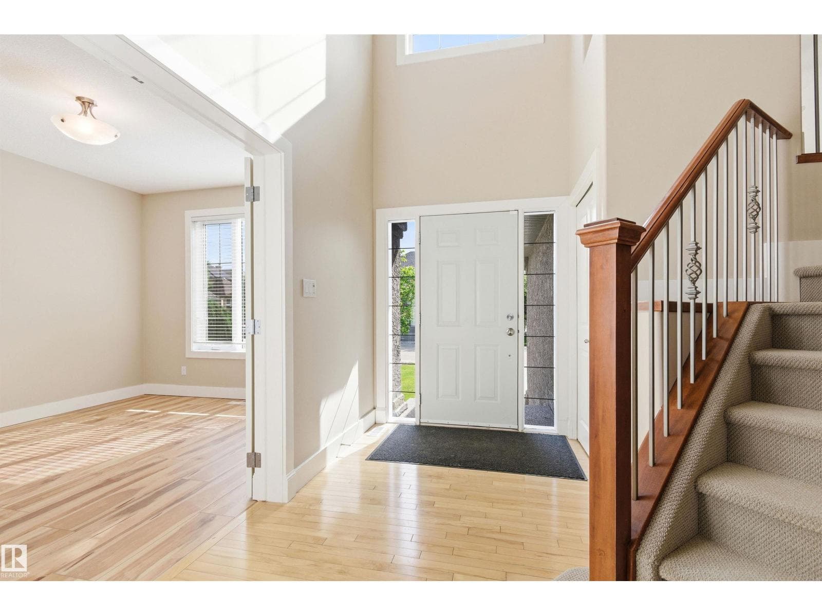 1512 THOROGOOD CL NW — photo 4