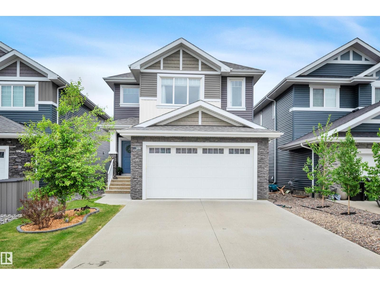 3898 ROBINS CR NW