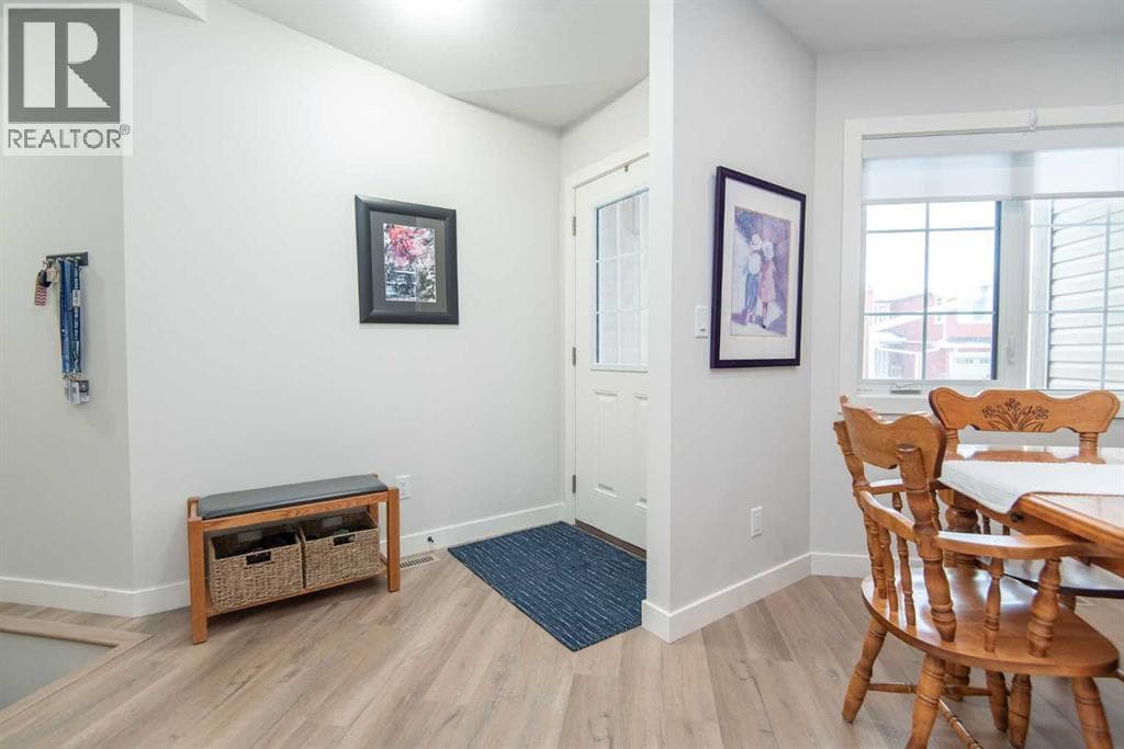 71 Golden Crescent — photo 3