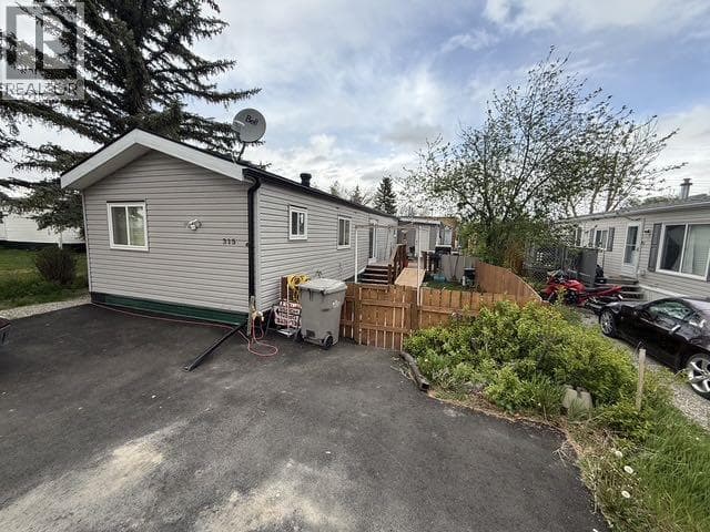 315 Minto Street — photo 2