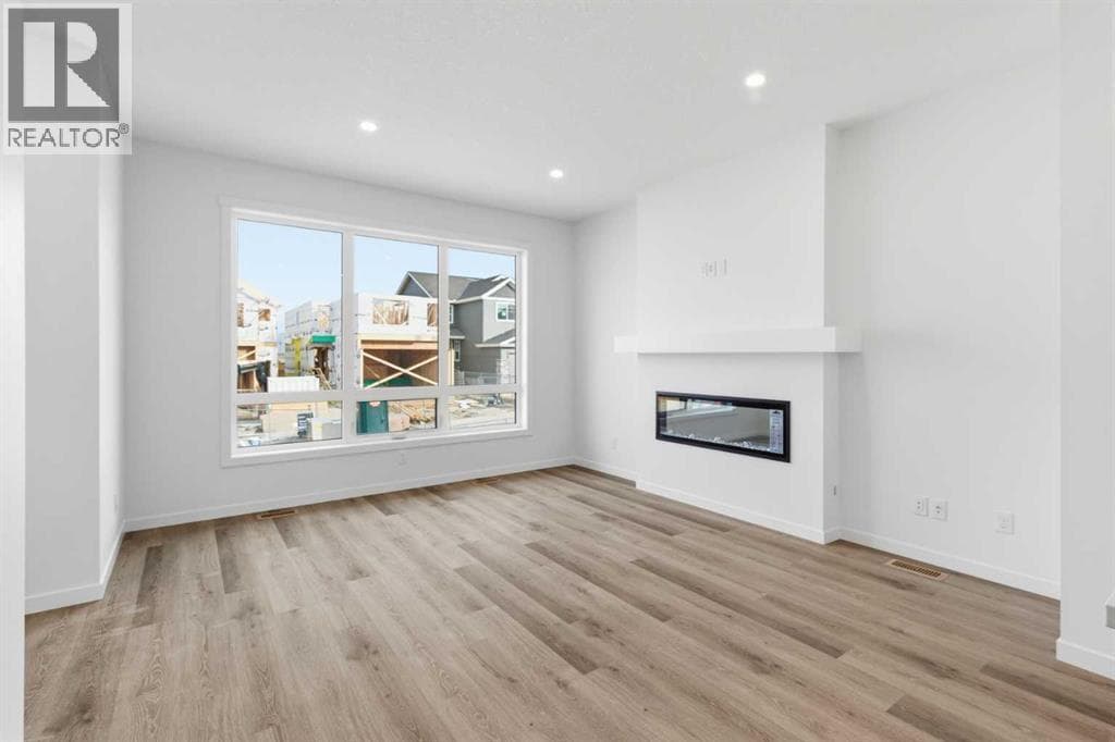 199 Annette Landing NW — photo 3