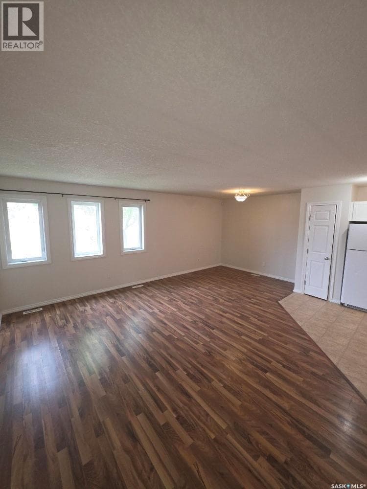 706 Rae STREET — photo 4