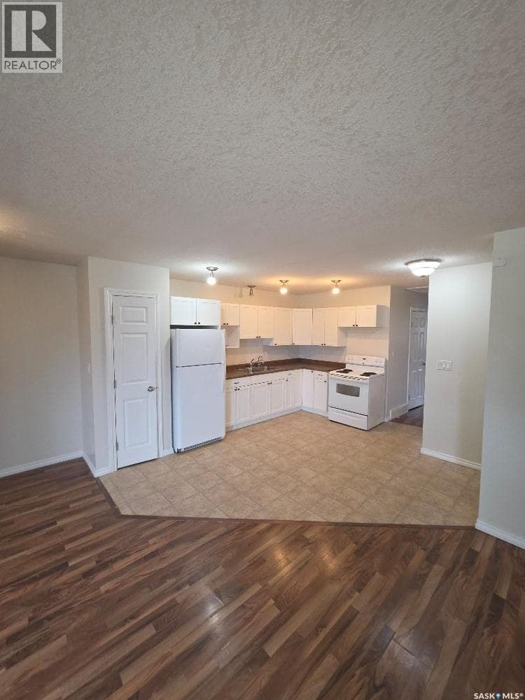 706 Rae STREET — photo 5