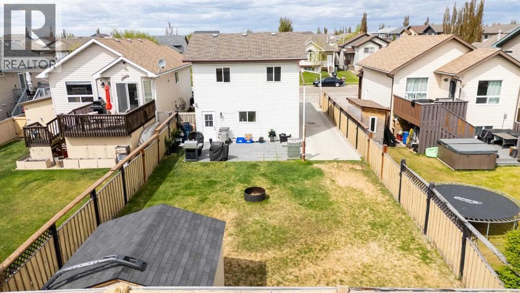8841 69 Avenue — photo 3