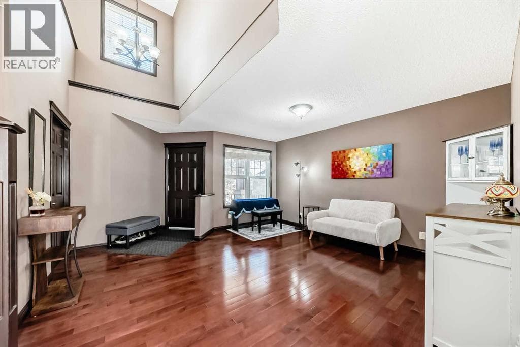229 Panamount Road NW — photo 3