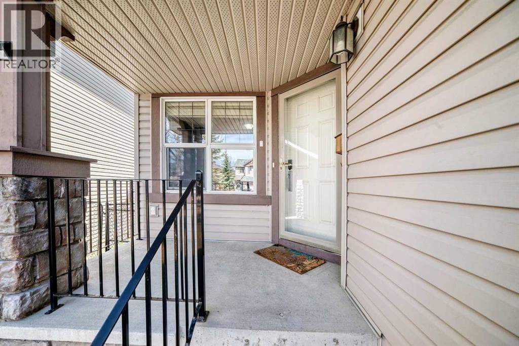 229 Panamount Road NW — photo 2