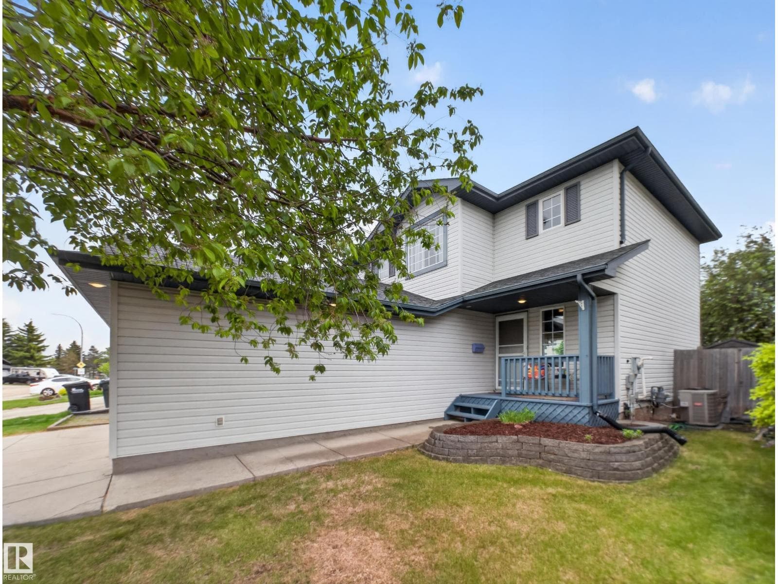 611 MEADOWVIEW CR — photo 4