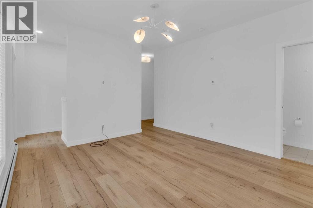 113, 3125 39 Street NW — photo 4