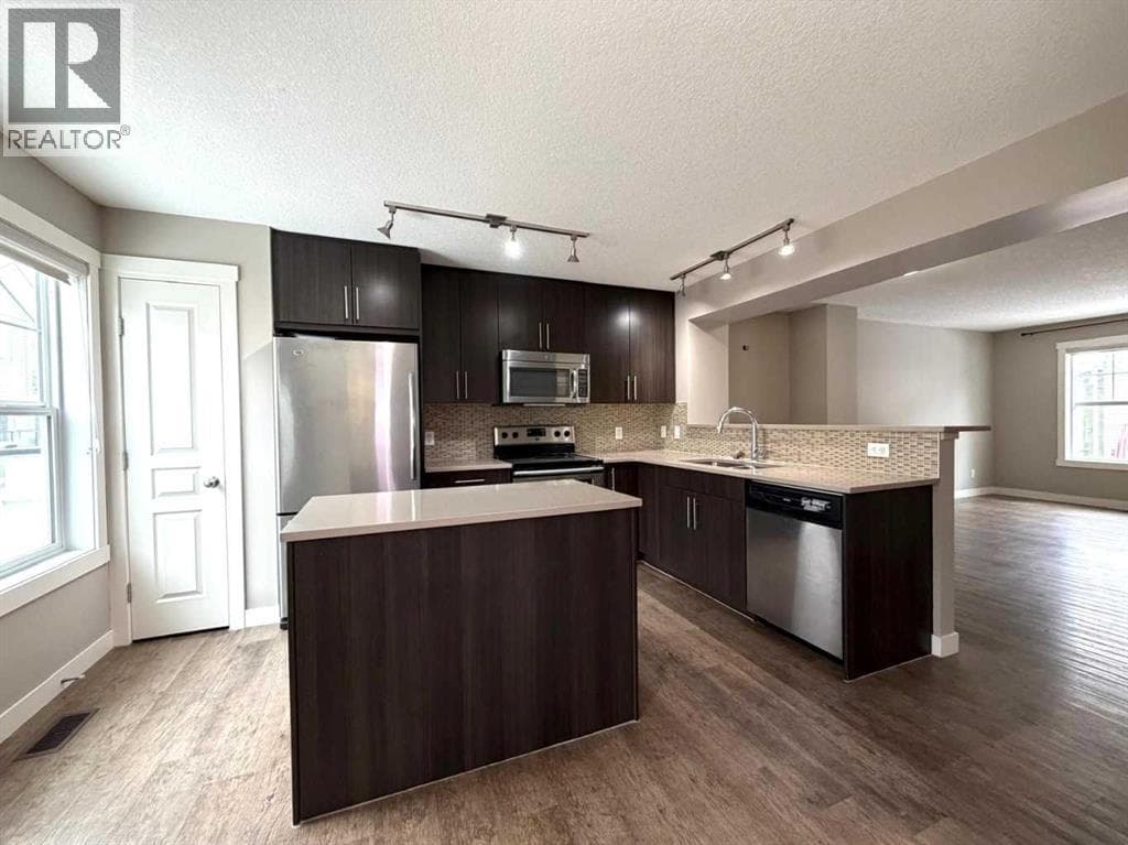947 Mckenzie Towne Manor SE — photo 5