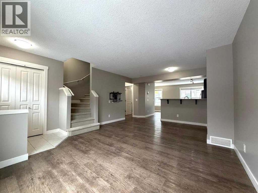 947 Mckenzie Towne Manor SE — photo 2