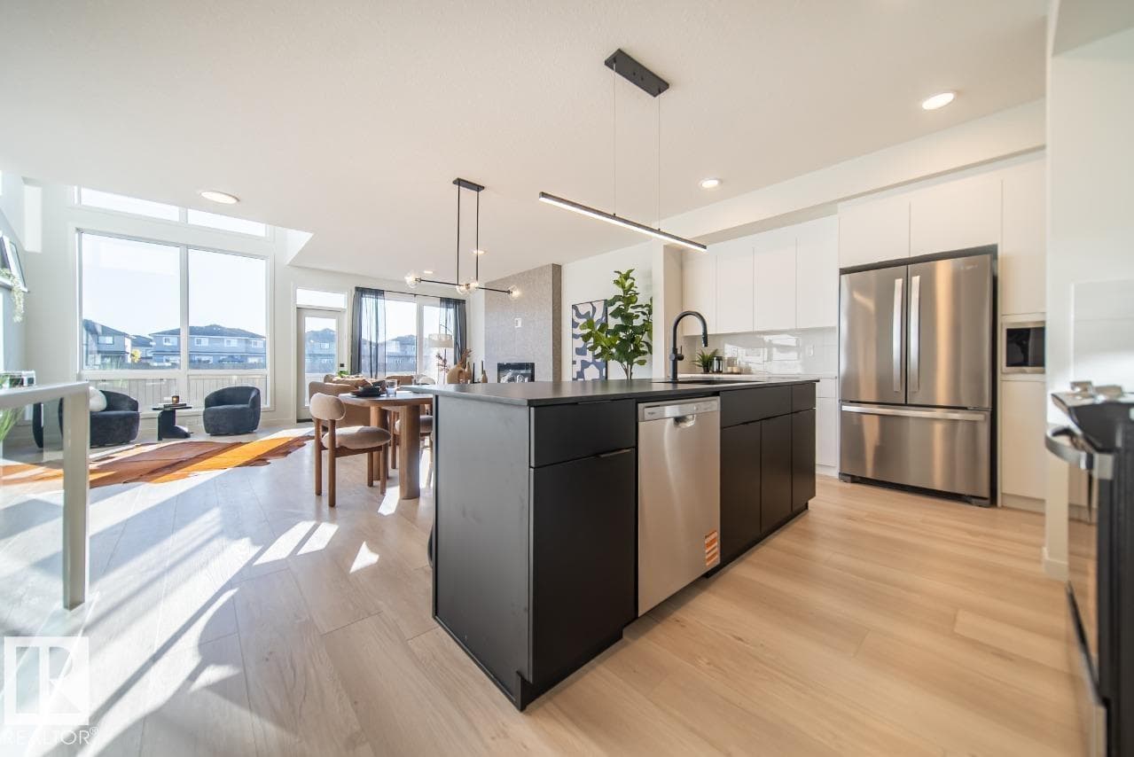202 Stetson LO — photo 3