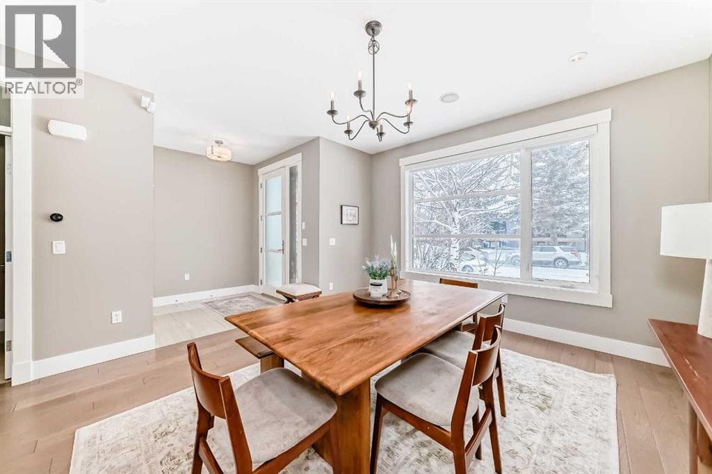 2117 51 Avenue SW — photo 4