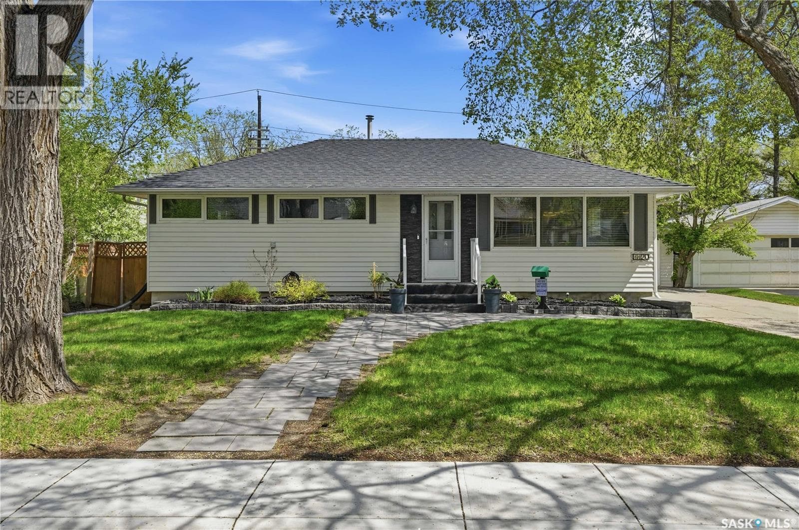 1120 Broadway AVENUE E