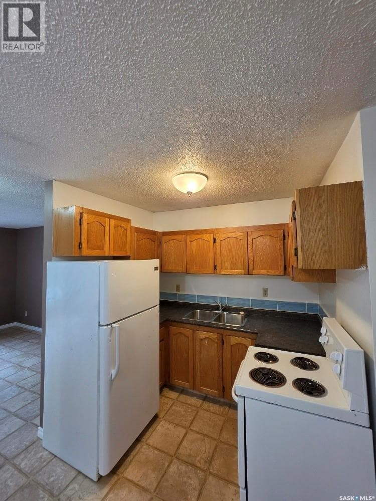 515 St John STREET — photo 4