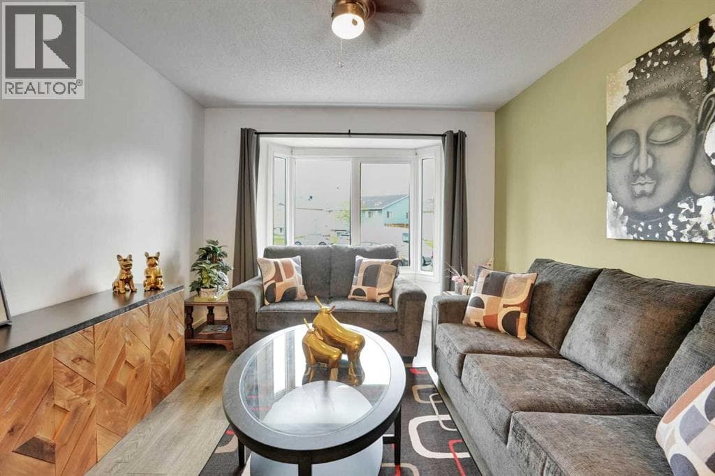 32 Taraglen Place NE — photo 5