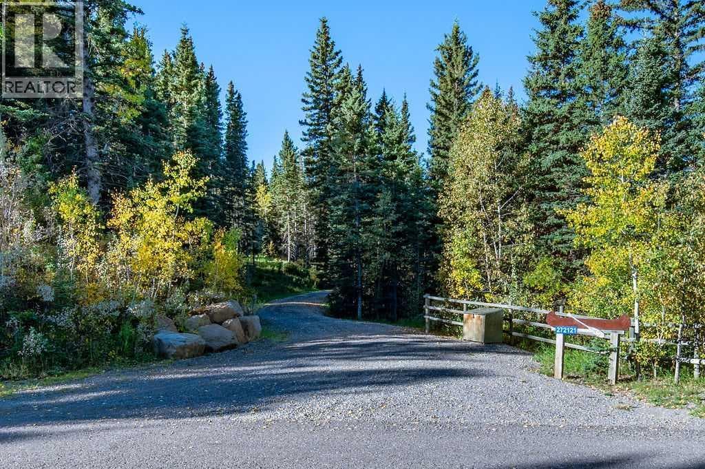 272121 Coalmine Road W — photo 2