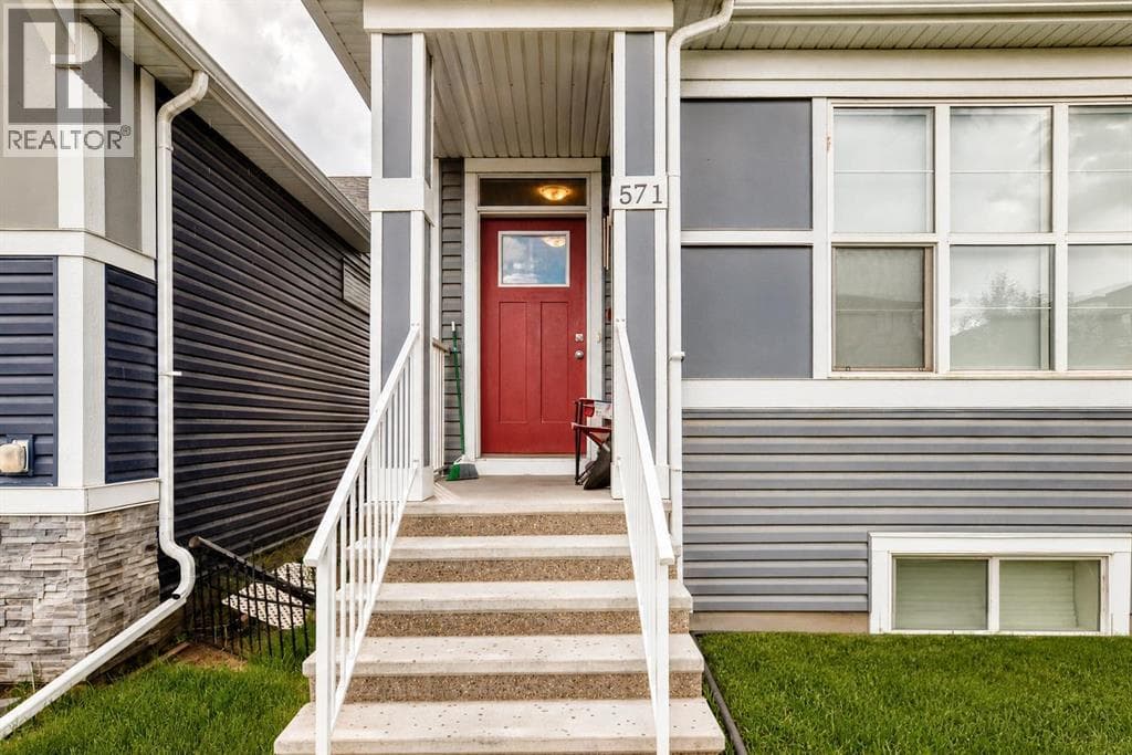571 Seton Circle SE — photo 4