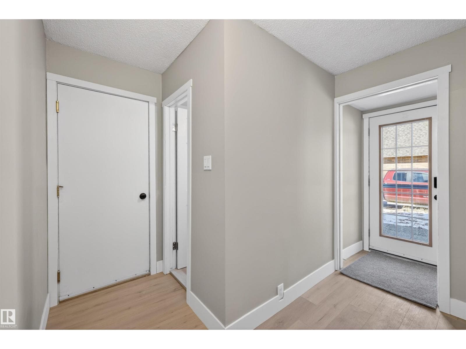 11 GREENFIELD ES — photo 4