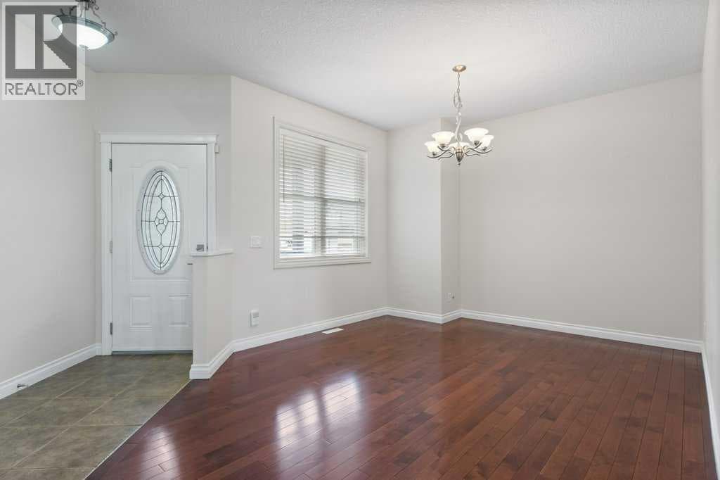 1724 High Park Boulevard NW — photo 2