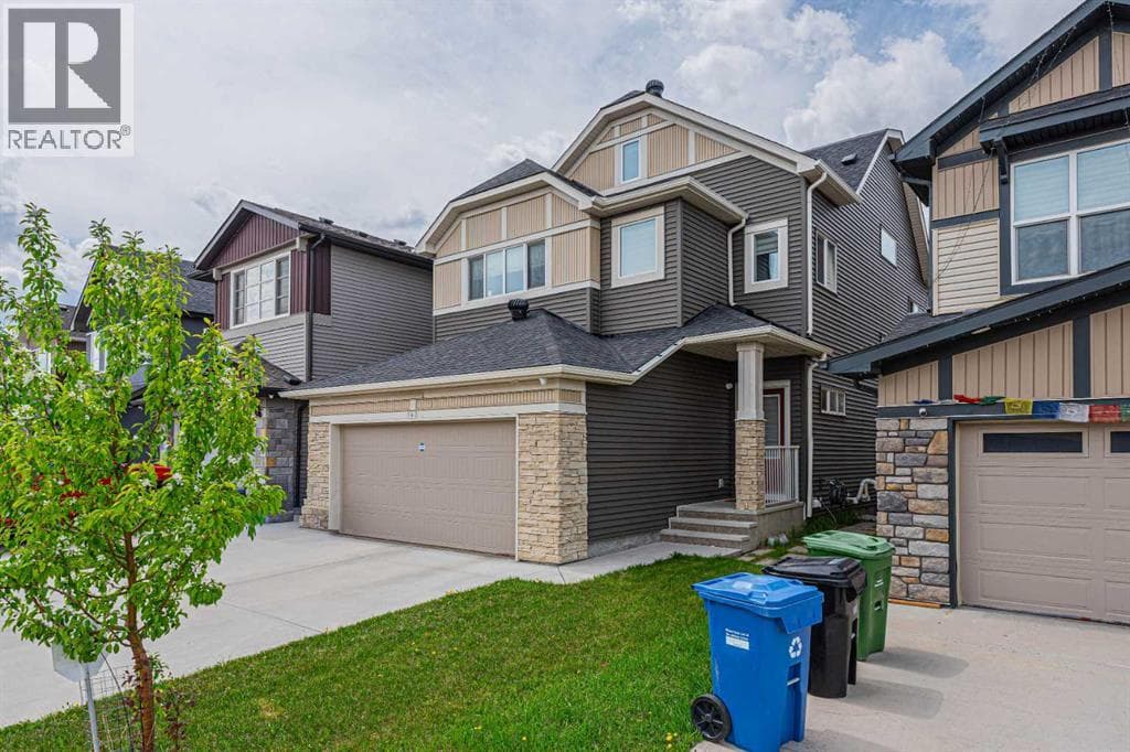 148 Savanna Close NE — photo 2