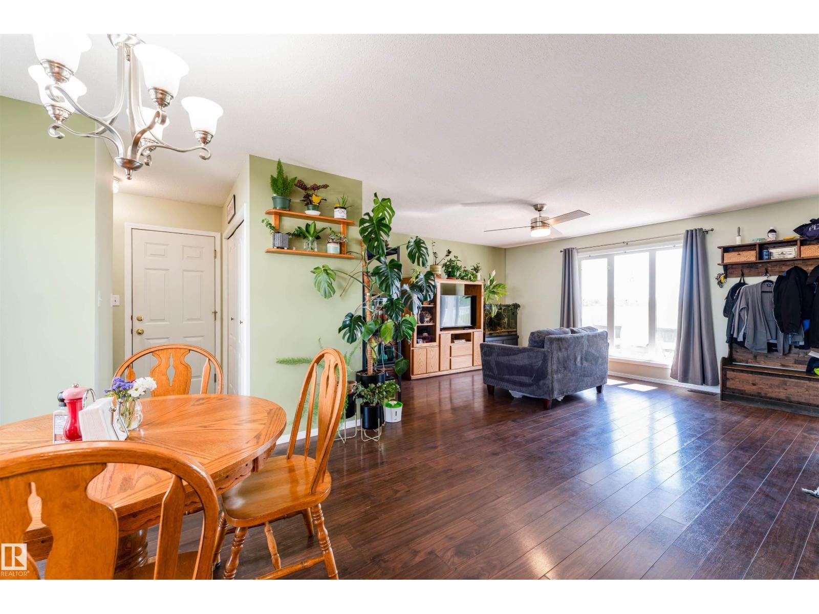 5309 46 ST — photo 3